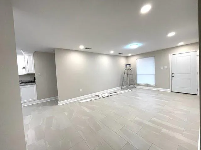644 Baron Ln — Photo 4