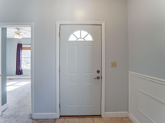 5th image of 428 Lincoln Ave