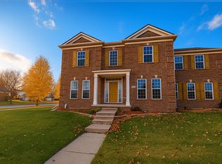 50188 N Wintergarden Ct, Canton, MI 48188