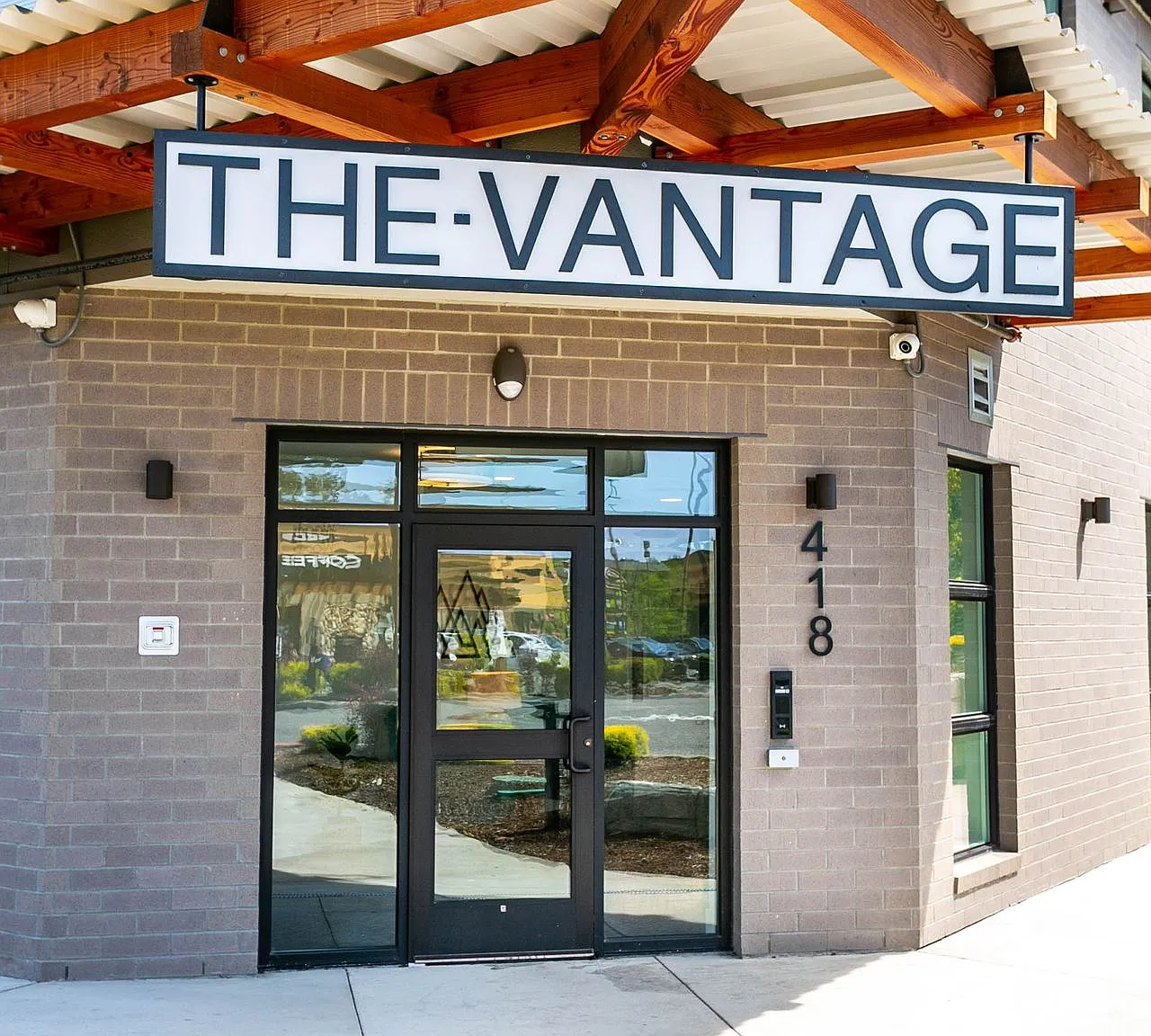 The Vantage - Bellingham's Premier Apartment Building — Photo 4