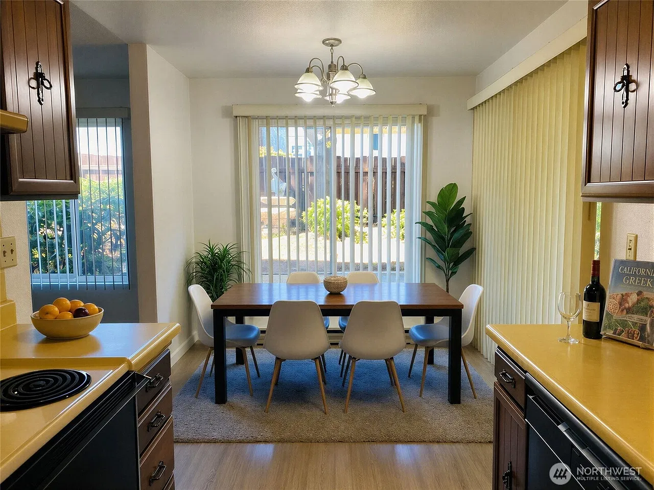 2 bed, 1488 sqft, $2,895 — Photo 4