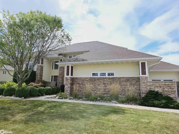 701 Park Pl, West Burlington, IA 52655
