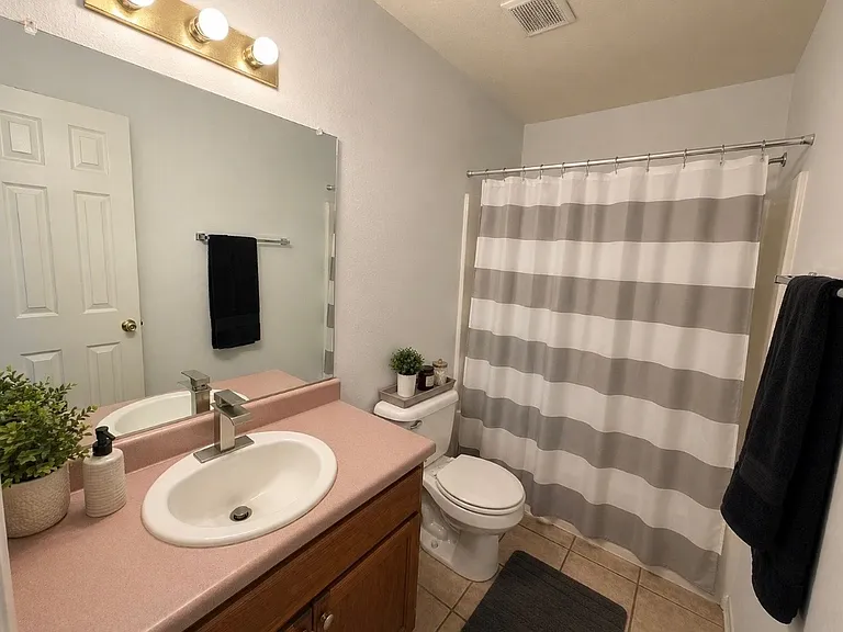 6 Timothy Dr — Photo 4