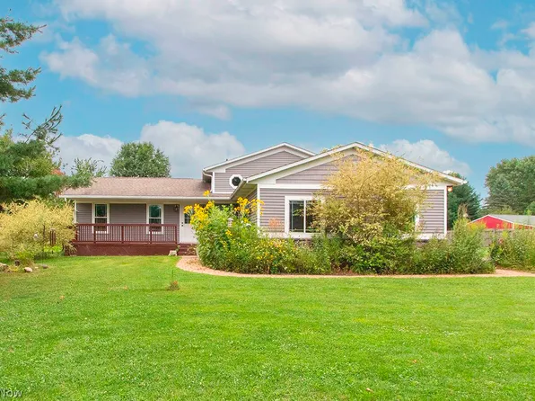 7311 Meadow View Dr, Seville, OH 44273