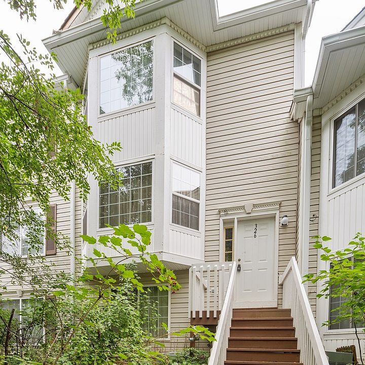 1st image of 326 W Whispering Oaks Ln #326