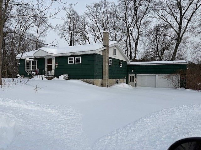 1st image of 4 Ashley Rd