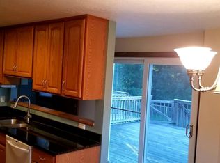 45-47 Ridgewood Ter, Easthampton, MA 01027