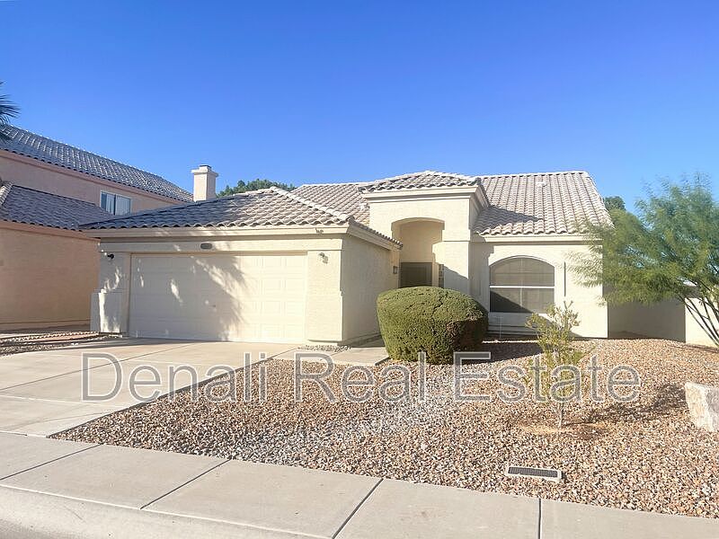 1st image of 368 W Palomino Dr