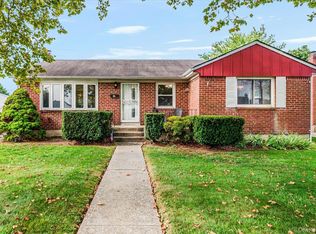 15 Hewmann Pl, Bethpage, NY 11714