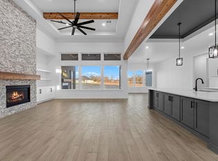 3081 Coastal Dr, Dayton, TX 77535