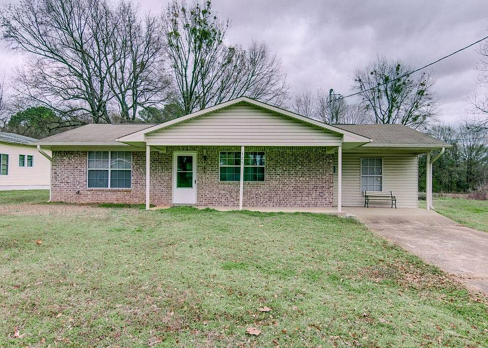 1st image of 525 Jasmin Ln