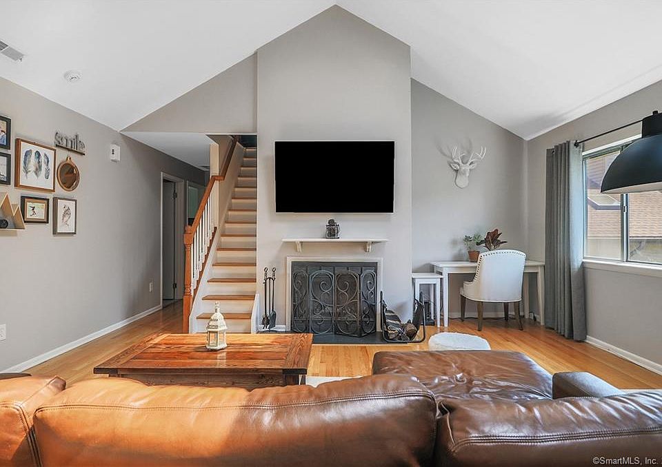 1st image of 2437 Bedford St #C15
