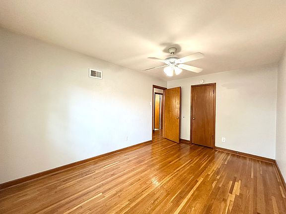 4th image of 5868 Robert Ave #A