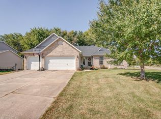 2 Cedar Ml, Troy, IL