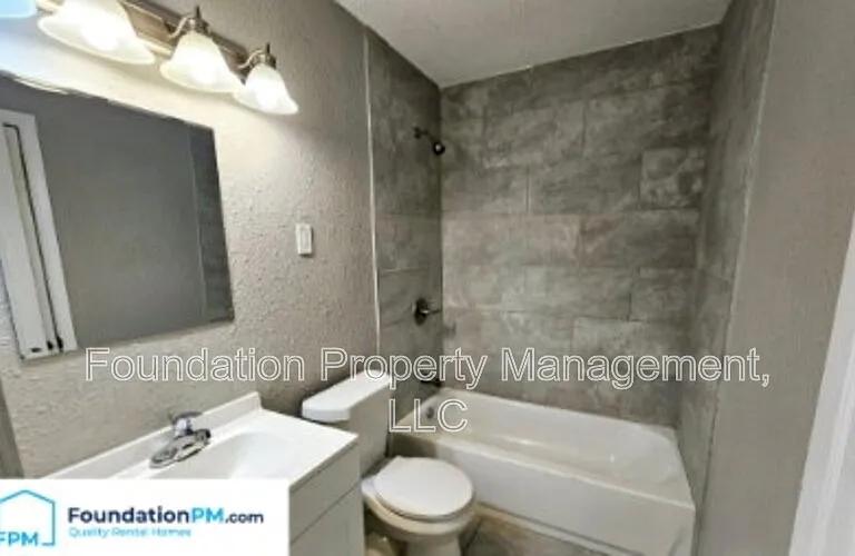 276 W Davant Ave — Photo 16
