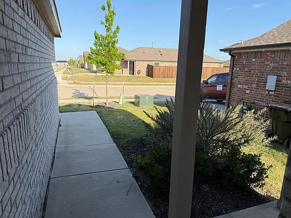4th image of 6729 Adderly Rd