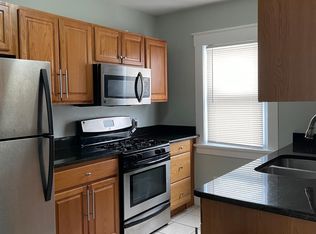 483 Cambridge Rd #1, Royal Oak, MI 48067