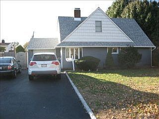 1st image of 70 Cottonwood Ln