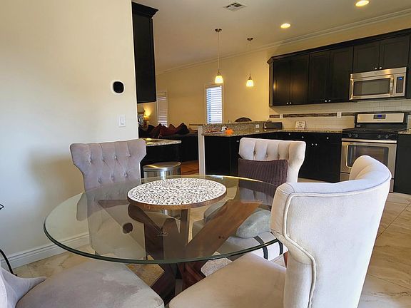 5th image of 300 Grant Ave Unit 300