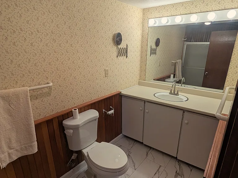 Second bathroom