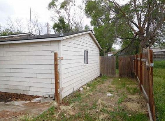 4th image of 9928 Highland Dr NE