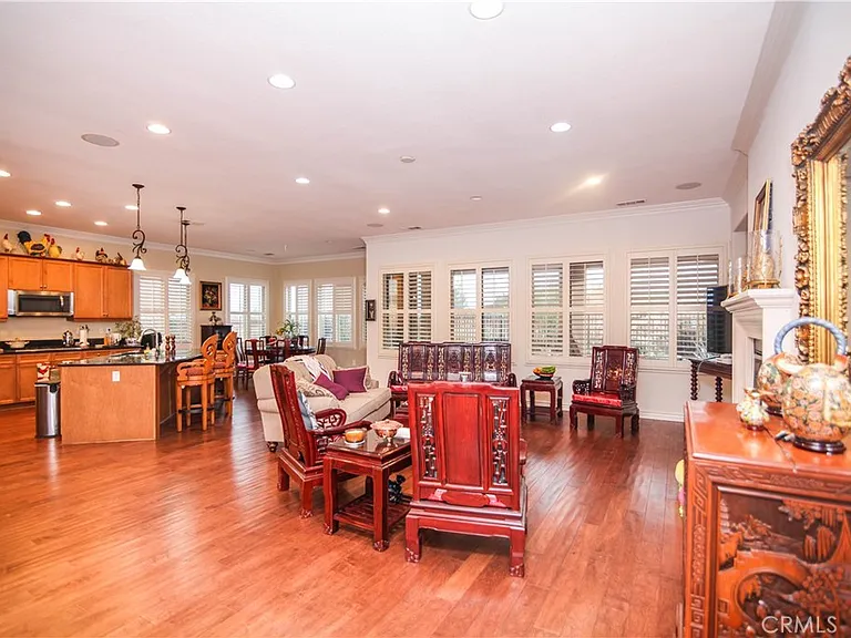 8245 Soft Winds Dr — Photo 10