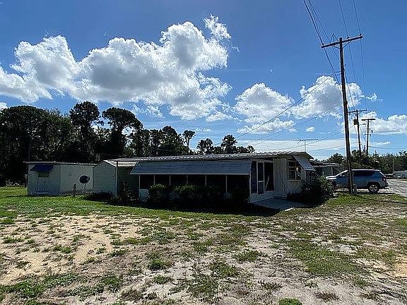 2nd image of 5445 Eagles Nest Rd