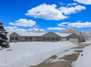 21-68 Lake Carroll Blvd, Lanark, IL 61046