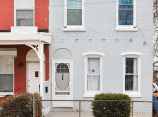 112 E Pastorius St, Philadelphia, PA 19144