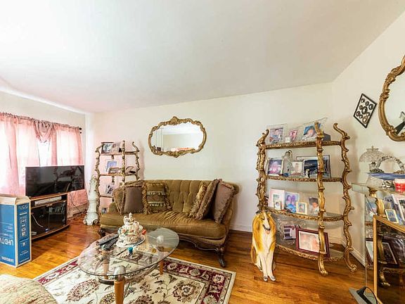 5th image of 25-33 Far Rockaway Blvd
