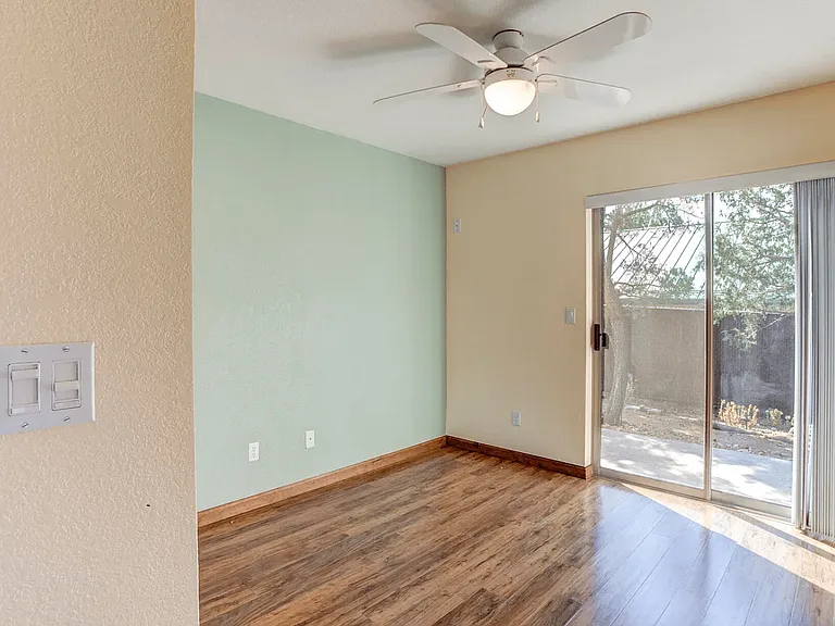 803 W Saint Moritz Dr — Photo 13