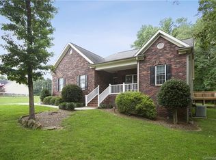 8737 Swift Rd, Oakboro, NC 28129