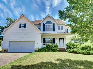 10 Sugarhill Rd, Manahawkin, NJ 08050