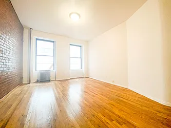 Rented by RealTegrity NY LLC