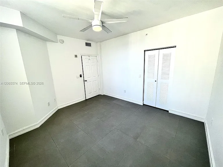 1919 Van Buren St #818A — Photo 24