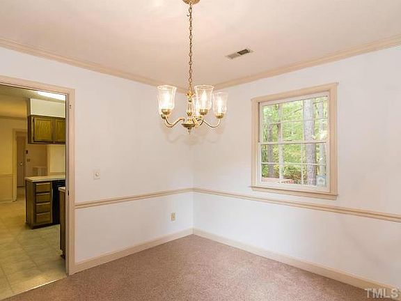 5th image of 4722 Rollingwood Dr
