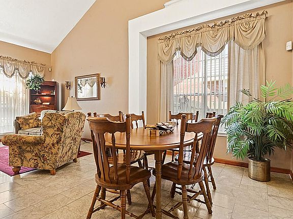 5th image of 3622 Brookwood Dr