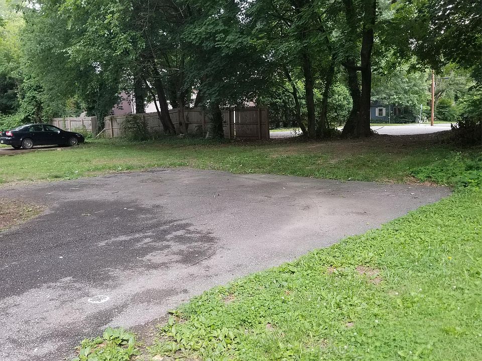 Very large driveway and yard!