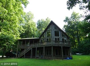 2844 Freezeland Rd, Linden, VA 22642