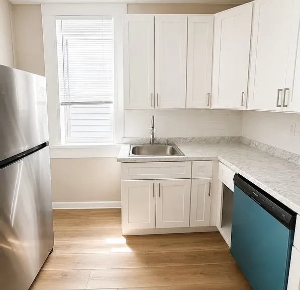 2909 Montgomery St — Photo 3