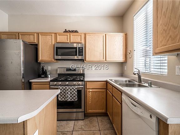 4th image of 1053 Dancing Vines Ave