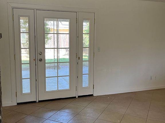 4th image of 9287 N Boyd Ave