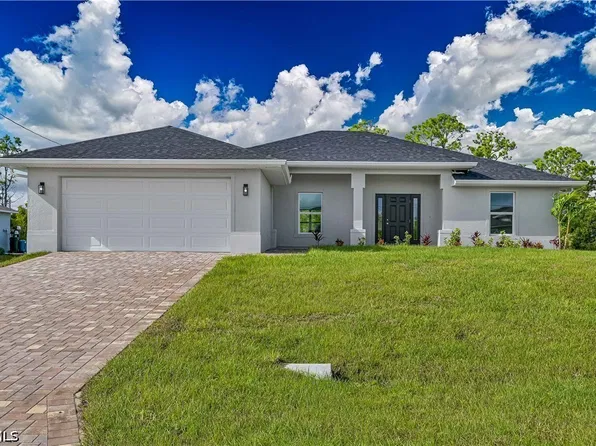 4006 NE 19th Place Cpe, Coral, FL 33909