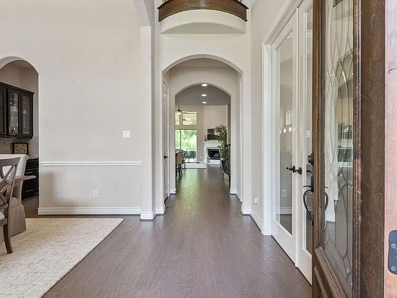 4th image of 23110 Creek Park Dr