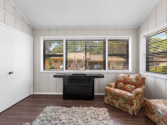 Office/ Sun Room