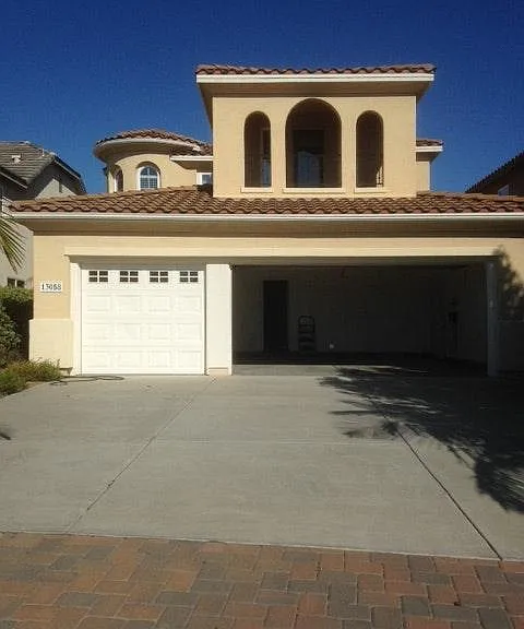 3 car garage