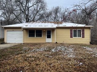 3481 SW Kirklawn Ave, Topeka, KS 66611