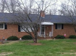 2627 E Holly Grove Rd, Lexington, NC 27292