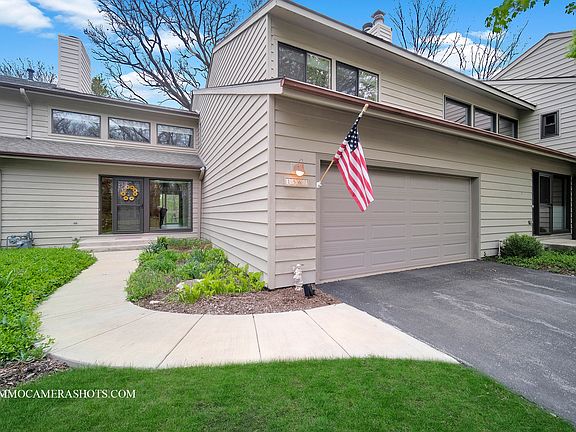 3rd image of 1562 Kirkwood Dr
