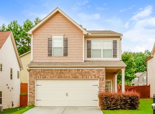 3622 Sweet Ashley Ln, Loganville, GA 30052